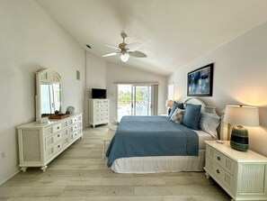 3 habitaciones, escritorio, tabla de planchar con plancha y wifi 