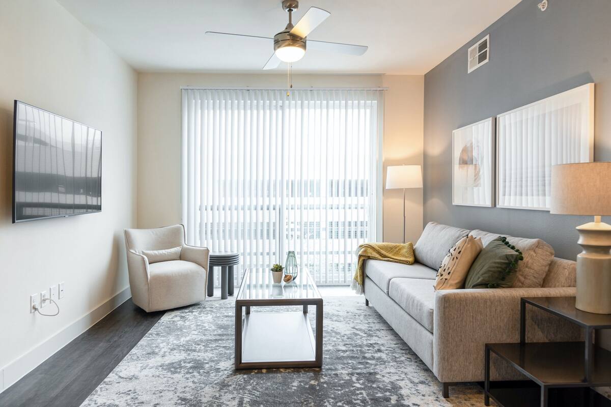 Apartment, 2 Bedrooms | 1 bedroom, individually decorated, individually furnished