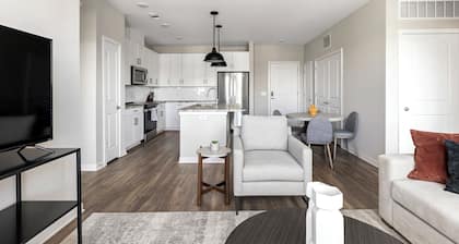 Landing Dry Creek Apartments