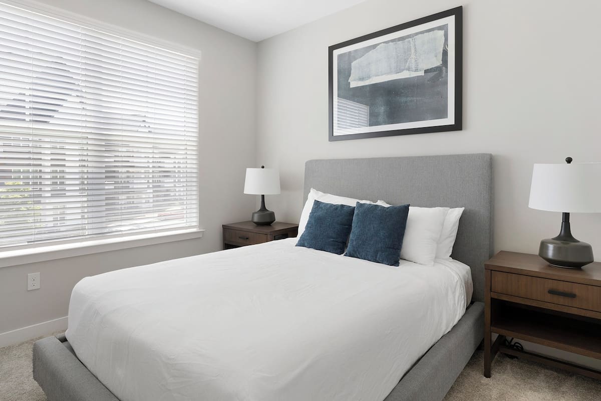 1 habitación, decoración personalizada y muebles diferentes