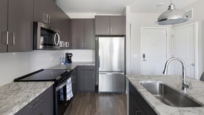 Apartment, 1 Schlafzimmer | Eigene Küche | Großer Kühlschrank, Ofen, Herdplatte, Geschirrspüler
