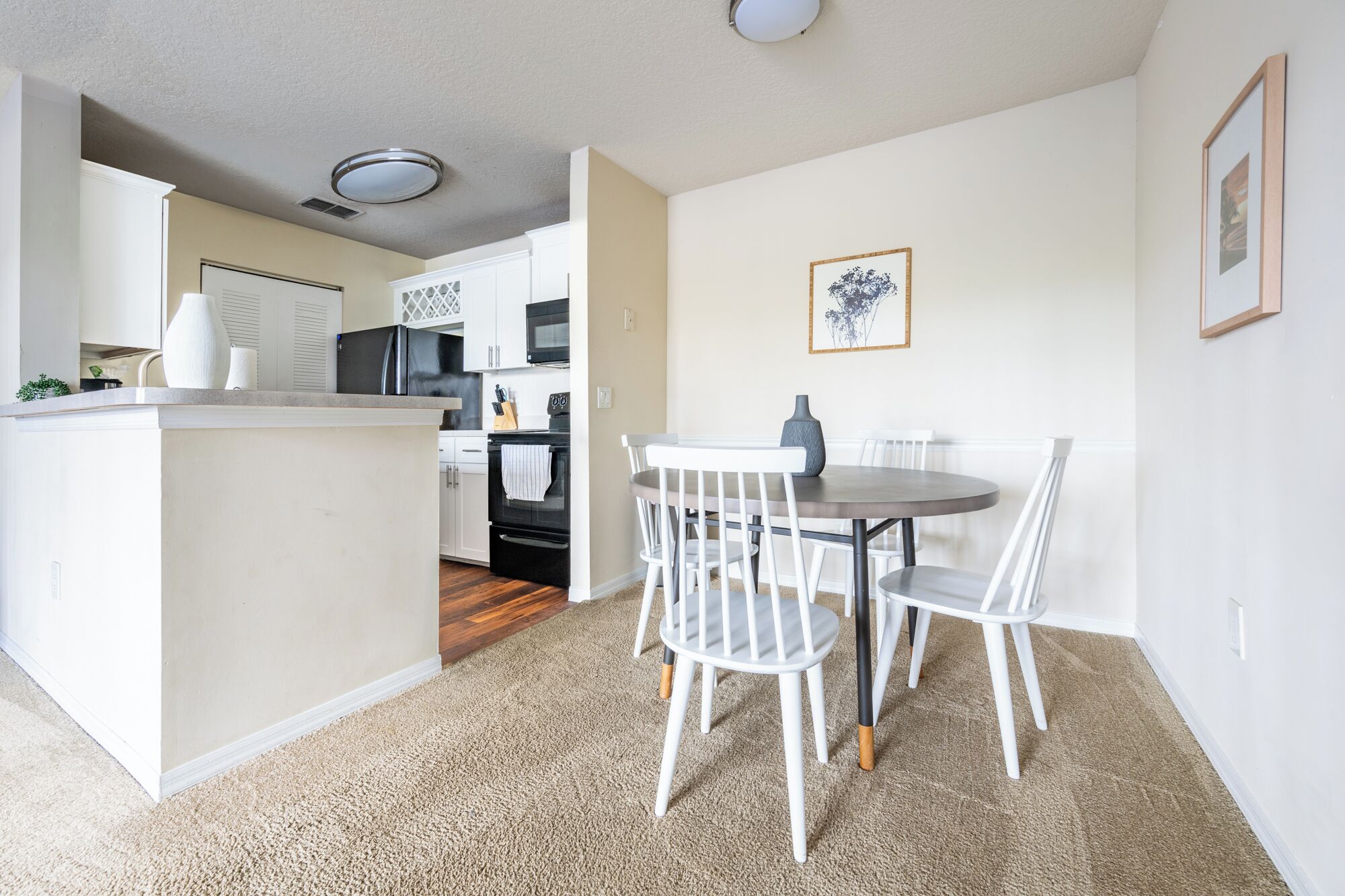 Apartment, 1 Bedroom | Dining room