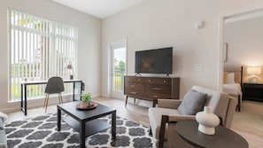 Apartment, 1 Schlafzimmer | Wohnbereich | Fernseher