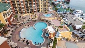 Piscine couverte, piscine chauffée