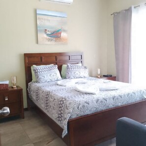 2 quartos, Wi-Fi de cortesia, roupa de cama