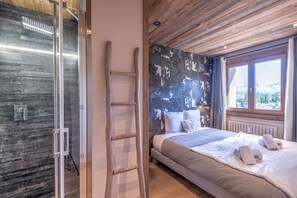 4 soverom, strykejern/-brett, wi-fi og sengetøy