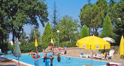 Hotel in Marche With Scenic Hiking Trails