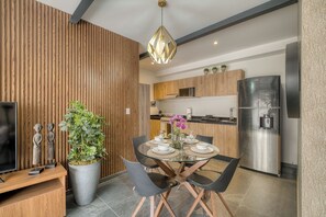 Gallery Apartment | Dining room - Myla Salamanca (Mexico City)