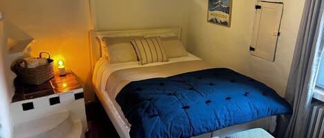 2 多间卧室、熨斗/熨衣板、WiFi、床单