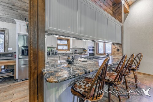 Grindstone Casa Escondida w/ Swim Spa & outdoor kitchen