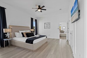 3 chambres, fer et planche à repasser, Wi-Fi gratuit, draps fournis