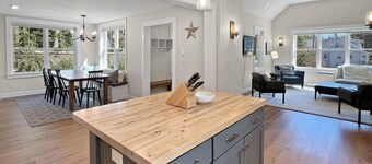 Experience coastal charm at Long Sands: a 3-bedroom York rental, perfect for family vacations!