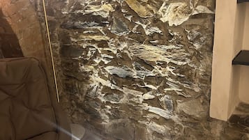 2 camere, Wi-Fi gratuito