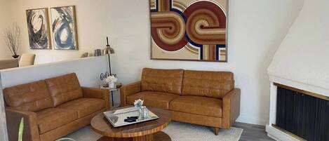 Smart-tv en een open haard