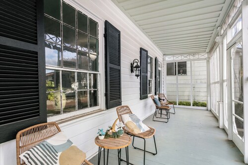 Borum House | 3/2.5, Full Kitchen, Heart of Downtown Natchez