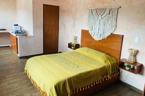 10 chambres, fer et planche à repasser, Wi-Fi gratuit, draps fournis