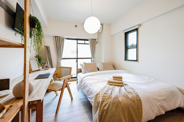 Classic Apartment, Balcony (203) - Fukuoka Loft 203  (Fukuoka)