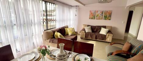 تلفزيون ذكي