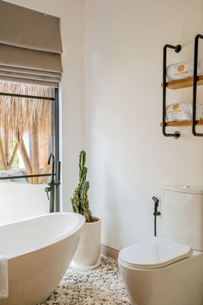 Luxury Villa, 2 Bedrooms | Bathroom - Beta Villa by Betterplace (Ubud)