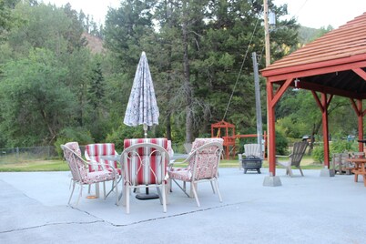 Grant Creek Lodge-Family, Friends and Retreats