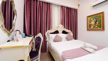 Deluxe Room | Desk, iron/ironing board, free WiFi