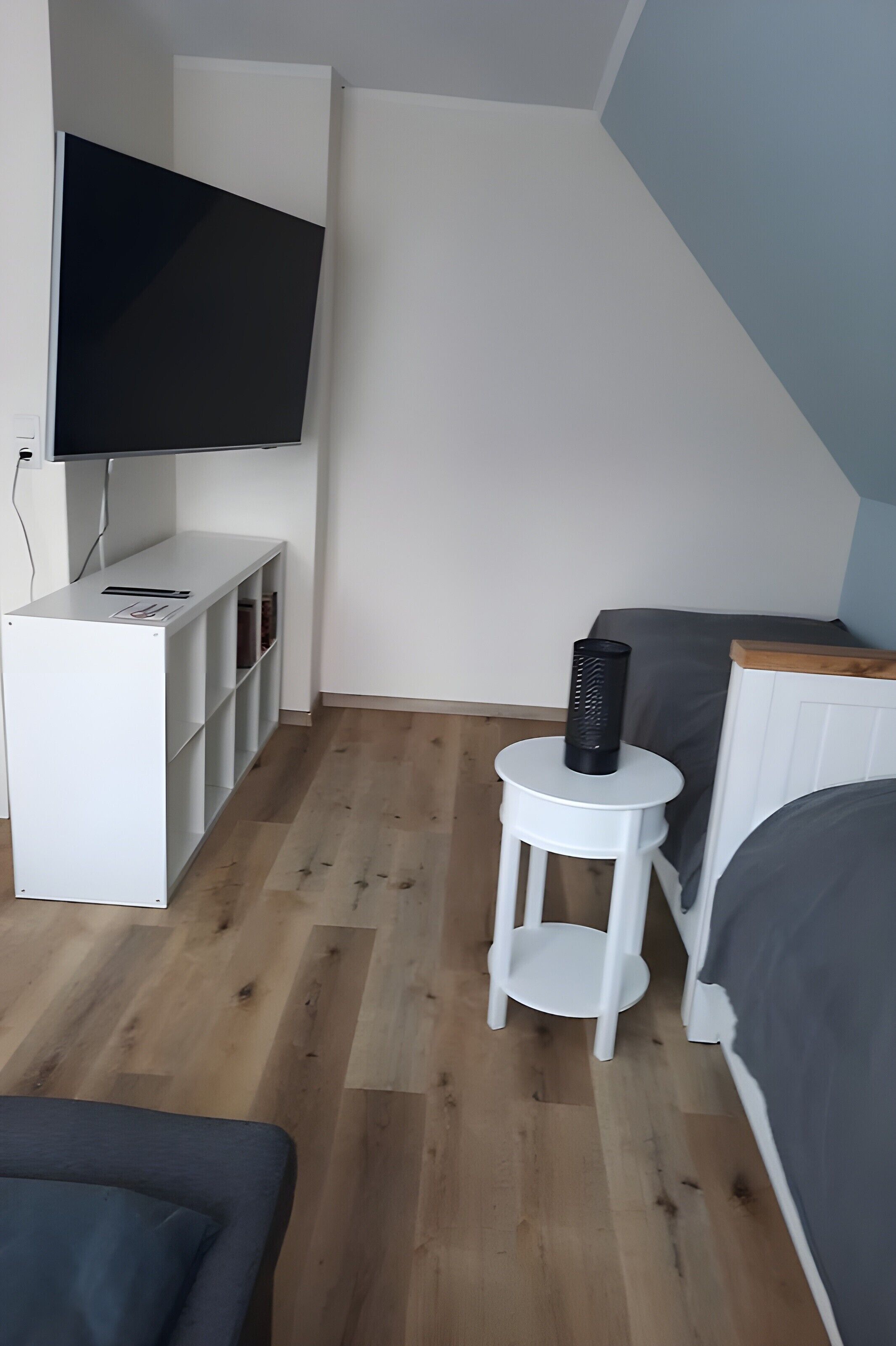 1 habitación, tabla de planchar con plancha, wifi gratis y ropa de cama 