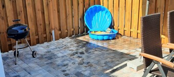 Apartment 'Heike 2' with Private Terrace and Wi-Fi