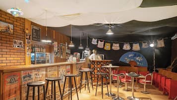 酒吧(店内)