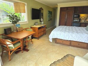 1 bedroom, in-room safe, iron/ironing board, travel cot