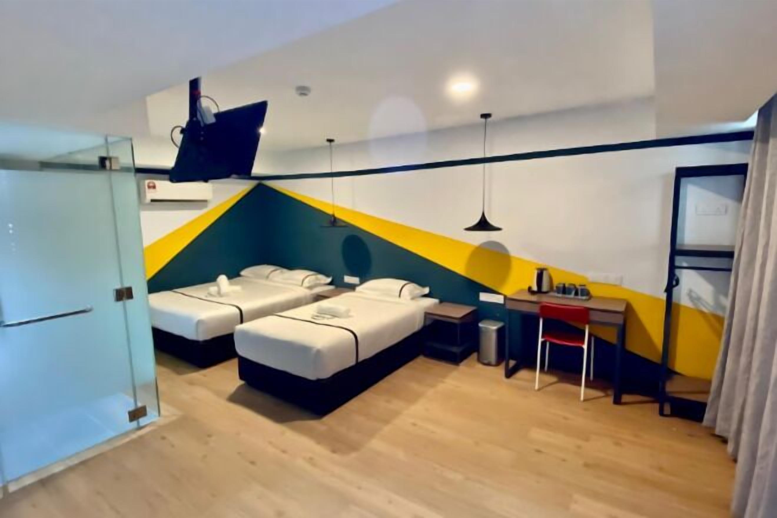 Desk, iron/ironing board, free WiFi