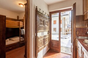 2 camere, ferro/asse da stiro, Wi-Fi gratuito, lenzuola