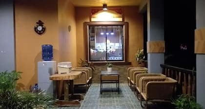 Golden Anchor- Lodge