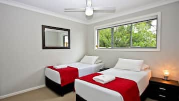 2 habitaciones, tabla de planchar con plancha y wifi gratis