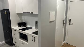 Microwave, oven, dishwasher