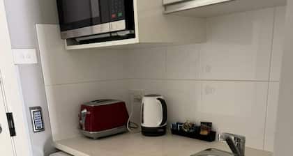 Charlestown Studio Unit