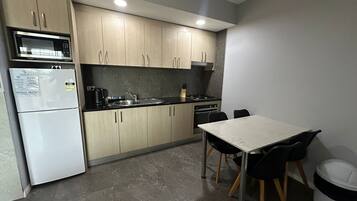 Microwave, oven, dishwasher