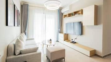 Habitación Confort, balcón, vistas al mar | Cortinas opacas, tabla de planchar con plancha, wifi gratis