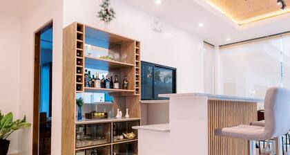 E L Westensee Resort