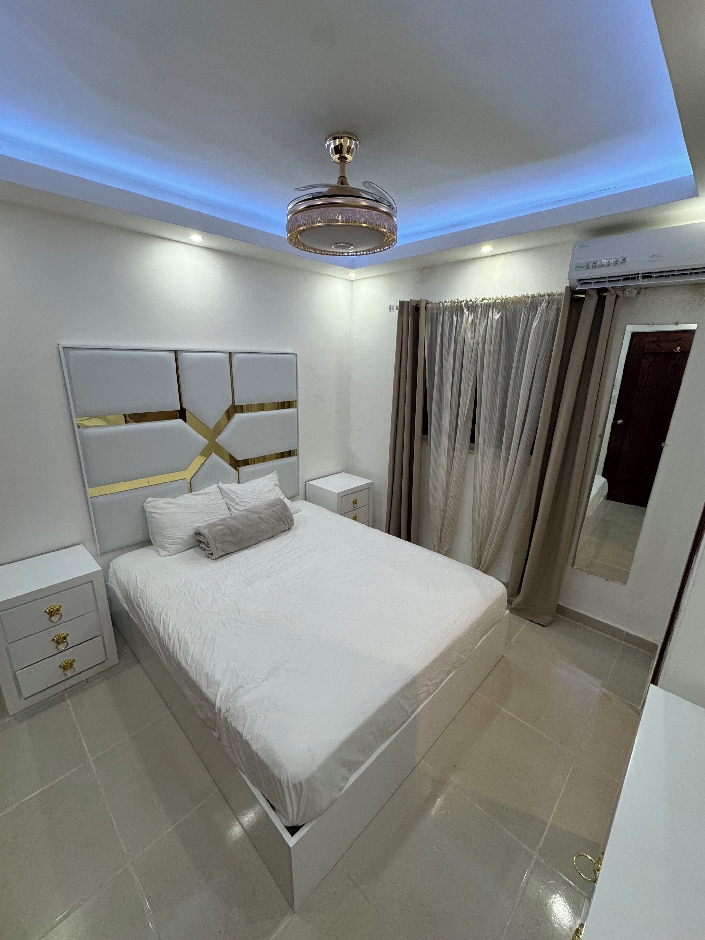 2 bedrooms, WiFi, bed sheets, wheelchair access