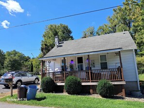 Exterior - Angees Wonderland

 (Bellefonte)