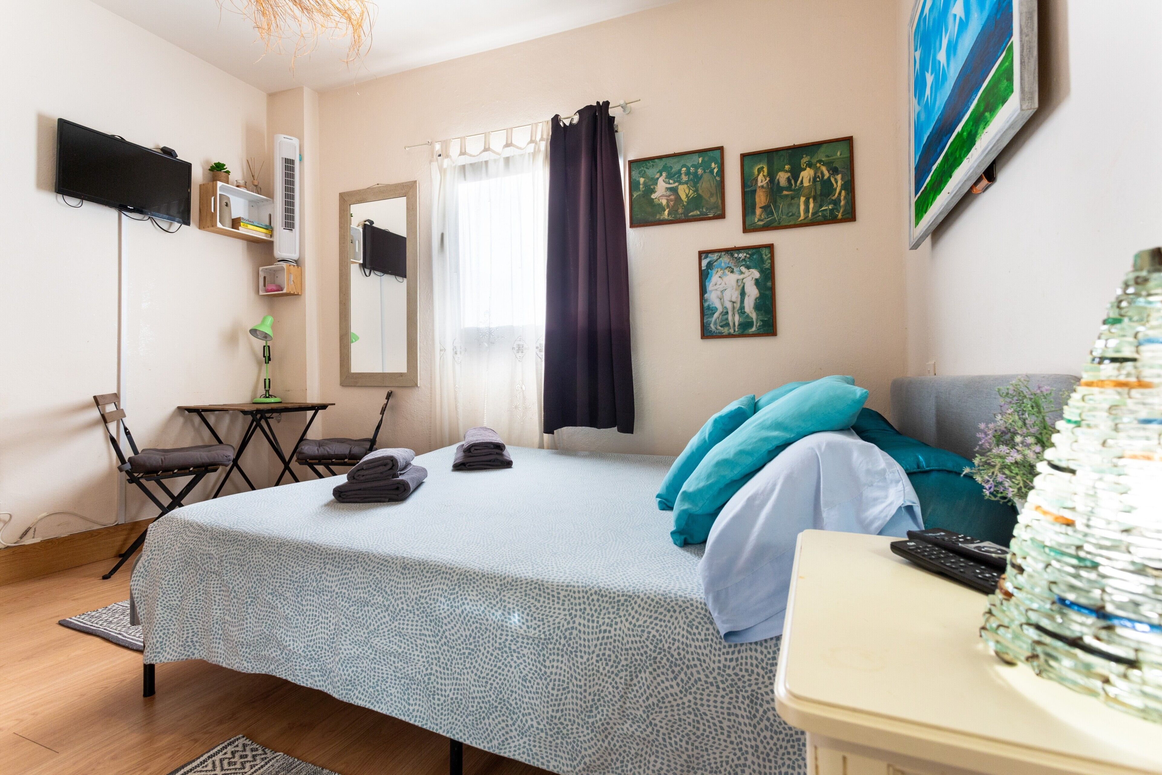 1 bedroom, free WiFi, bed sheets