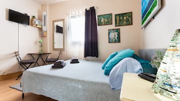 1 bedroom, free WiFi, bed sheets