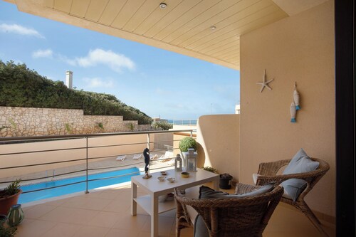 Ferienwohnung 'Praia Areia Branca' mit Meerblick, Gemeinschaftspool und Wi-Fi