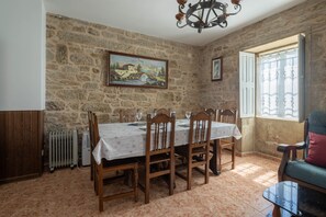 تناول الطعام