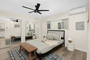 1 soverom, strykejern/-brett, wi-fi og sengetøy