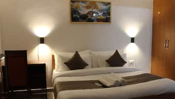 Premium bedding, minibar, desk, laptop workspace