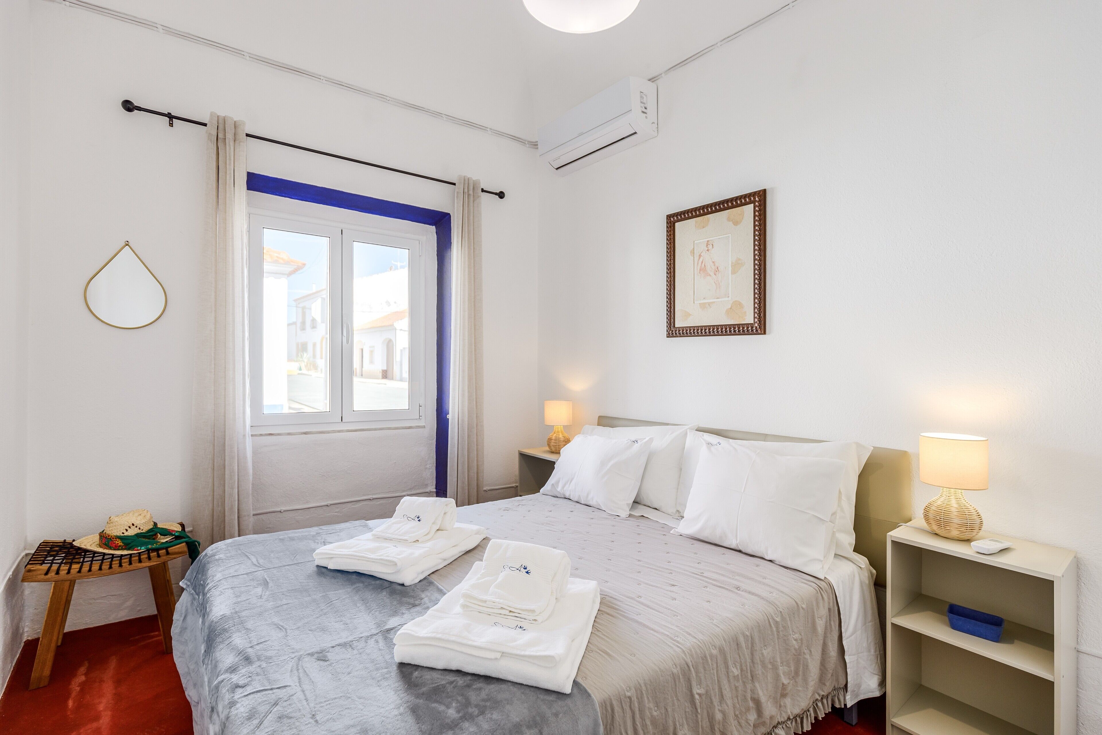 3 habitaciones, tabla de planchar con plancha y wifi gratis 