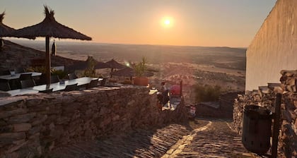 Villa 'Sossego Alentejano' mit Privatterrasse, Wi-Fi und Klimaanlage