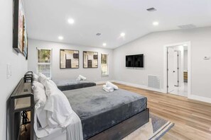 5 bedrooms, iron/ironing board, travel crib, WiFi