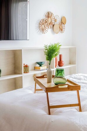 1 habitación, wifi y ropa de cama